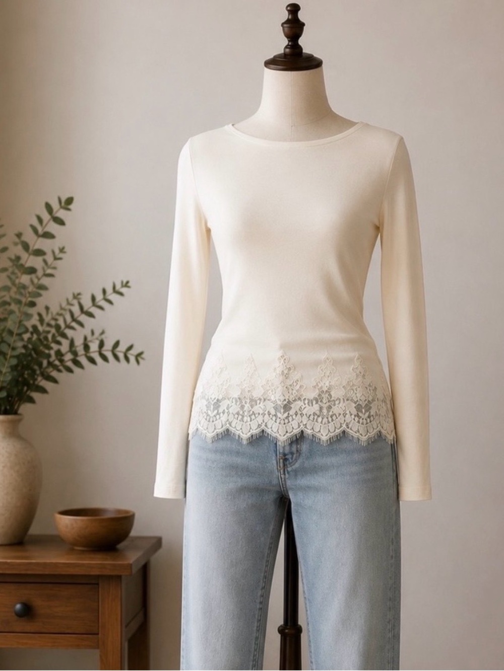 Ralph Lauren Ivory Lace Hem Long Sleeve Knit Top Tunic Romantic Quiet Luxury S
